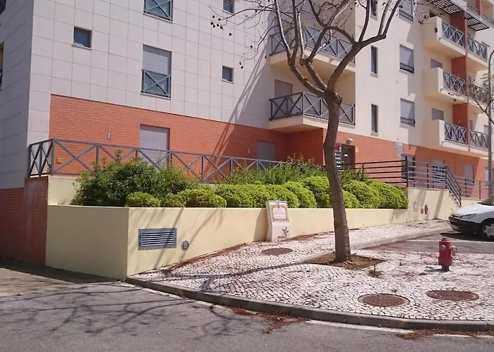 Corcovada 37 * Αλμπουφέιρα